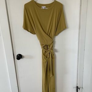 Mittoshop maternity mustard yellow tie wrap dress. Size small.